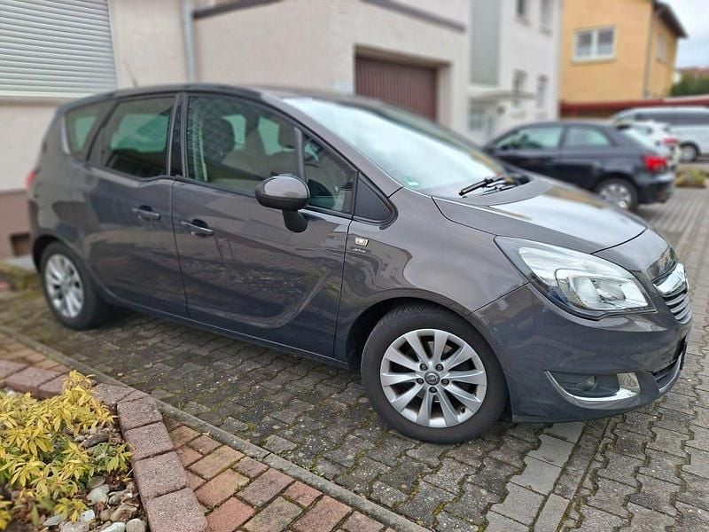 Gebraucht Opel Meriva drive 120 PS (88 kW) 2016 Grau Van / Kleinbus