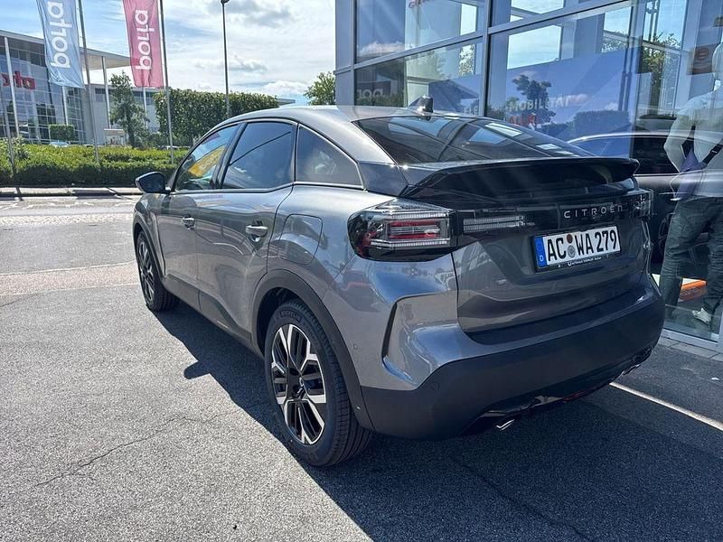 Gebraucht Citroën C4 145 PS (106 kW) 2025 Grau Limousine