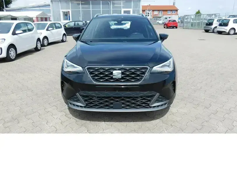 Gebraucht Seat Arona FR-Line 110 PS (80 kW) 2023 Mitternachtsschwarz y9tschwarz SUV