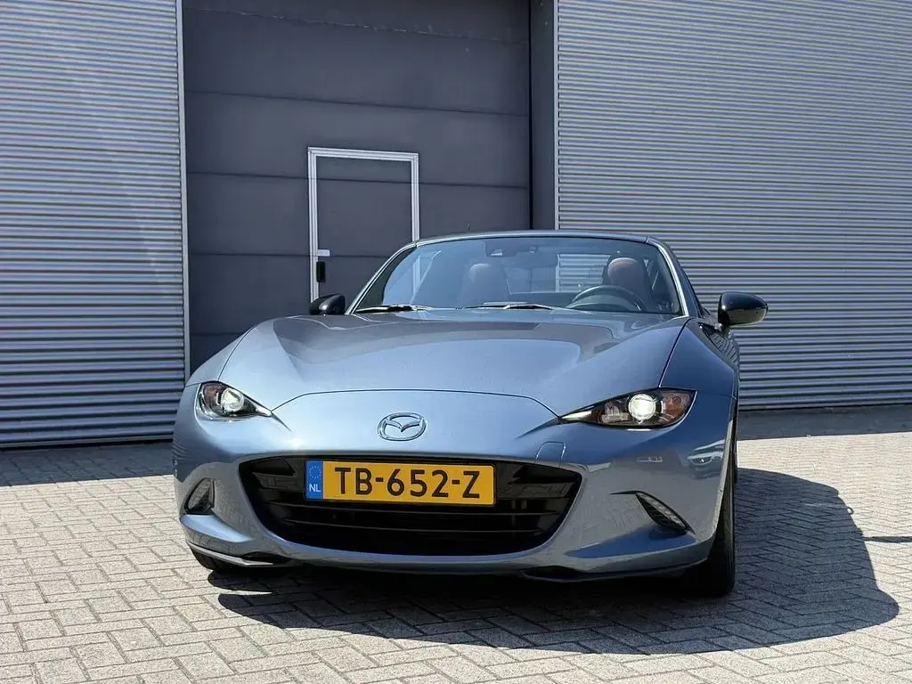 Gebraucht Mazda MX5 131 PS (96 kW) 2018 Blau Cabrio