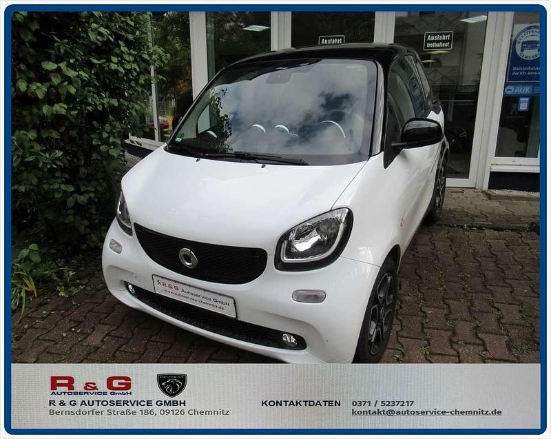 Gebraucht Smart ForTwo Coupé Prime 90 PS (66 kW) 2015 Nachtschwarz /weiß Coupé