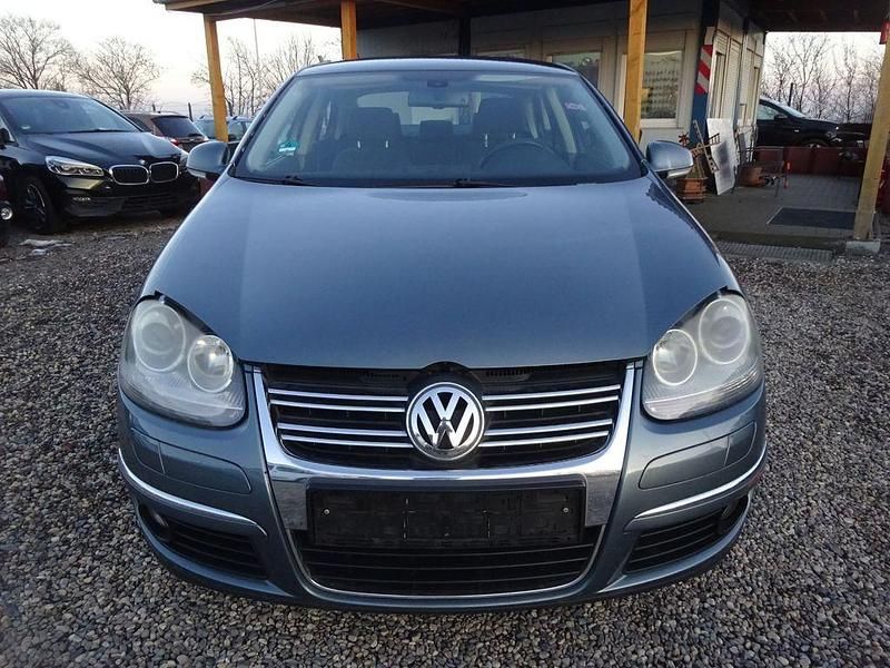 Gebraucht VW Jetta Comfortline 116 PS (85 kW) 2006 Grün Limousine