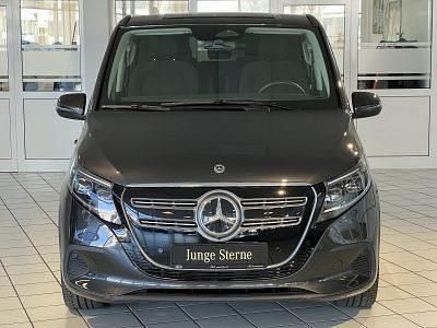 Gebraucht Mercedes EQV300 150 kW (204 PS) 2025 Grau Van / Kleinbus
