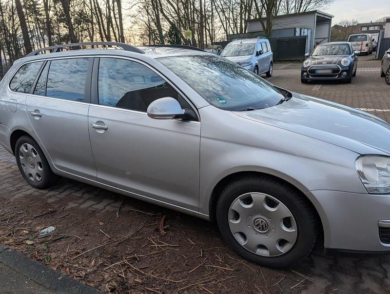 Gebraucht VW Golf V 160 PS (117 kW) 2009 Silber Kombi