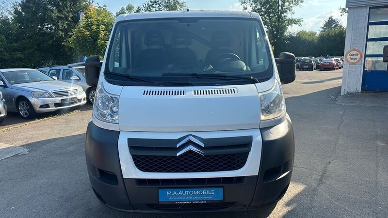 Weiß Gebraucht 2011 Citroën Jumper Van / Kleinbus | 5.990 € - Bild 1/4