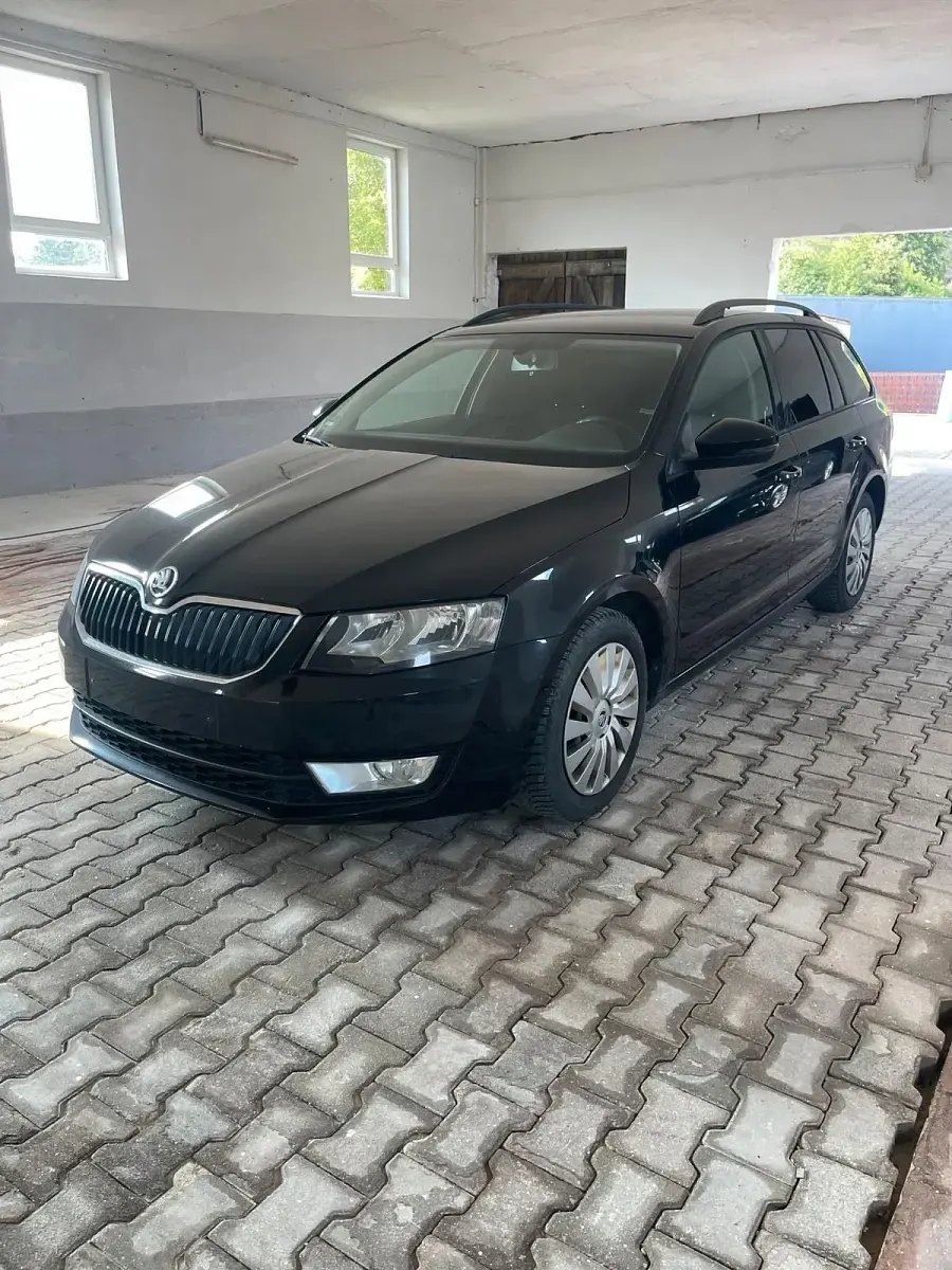 Gebraucht Skoda Octavia 150 PS (110 kW) 2015 Schwarz Kombi