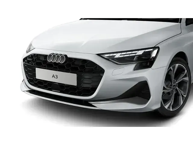 Gebraucht Audi A3 Advanced 116 PS (85 kW) 2025 Gletscherweiß metallic Limousine