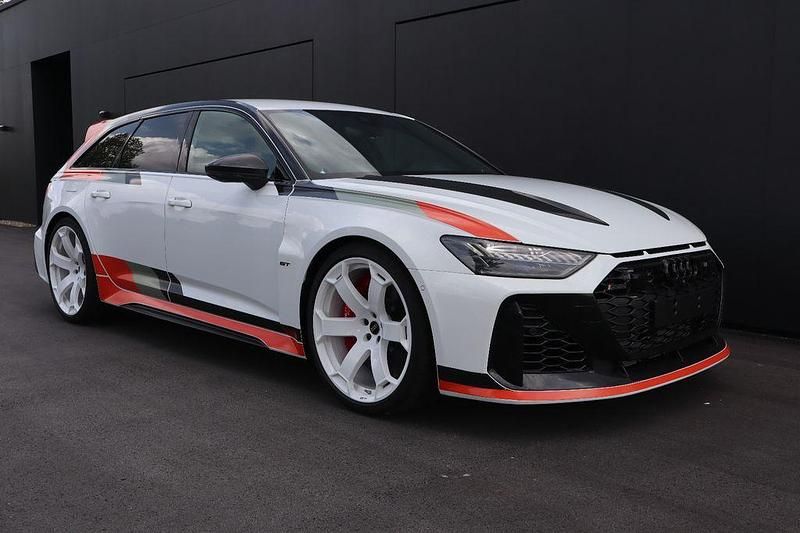 Weiß Neu 2025 Audi RS6 Sport Limousine | 255.000 € - Bild 1/4