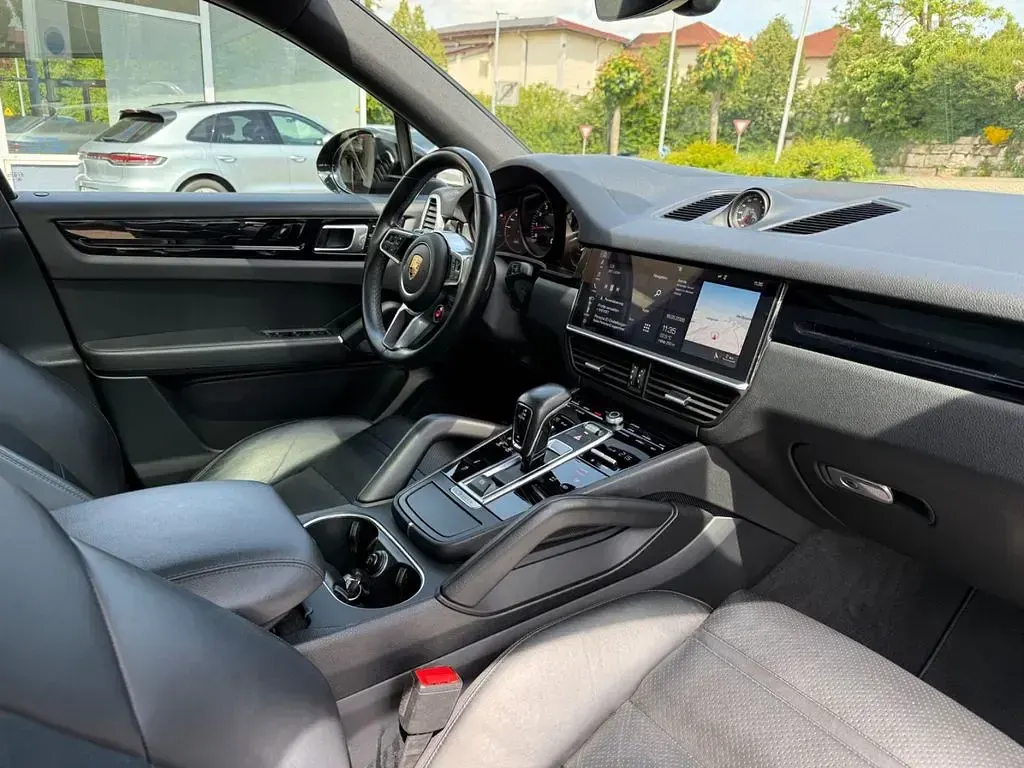 Gebraucht Porsche Cayenne 340 PS (250 kW) 2019 Schwarz SUV