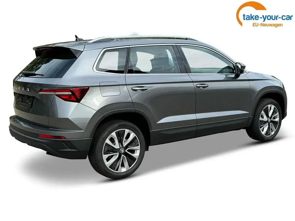 Neu Skoda Karoq Dynamic 150 PS (110 kW) 2025 Wählbar SUV