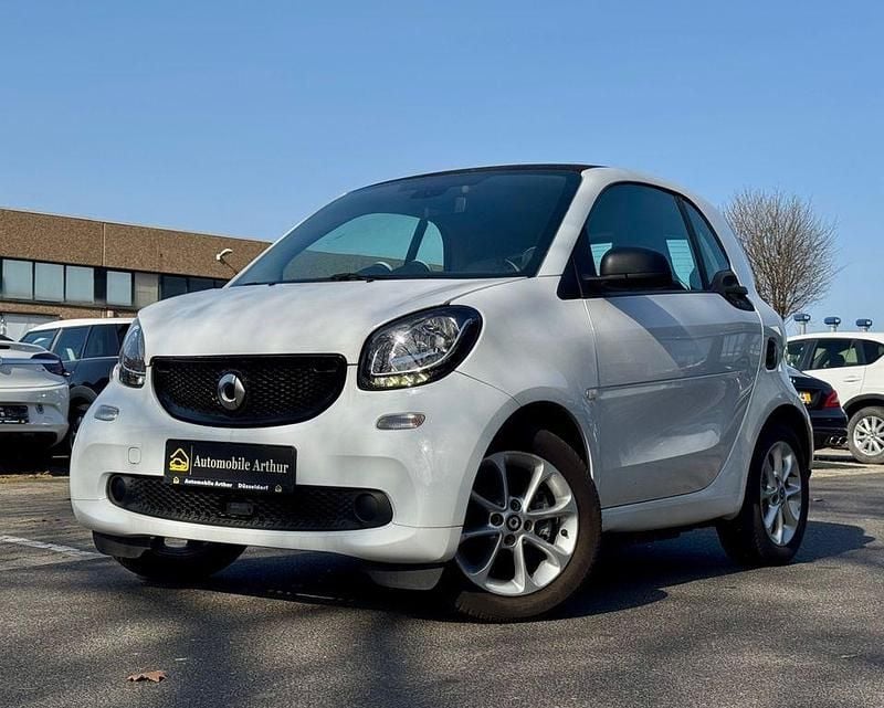 Gebraucht Smart ForTwo Electric Drive 60 kW (82 PS) 2018 Weiß Coupé