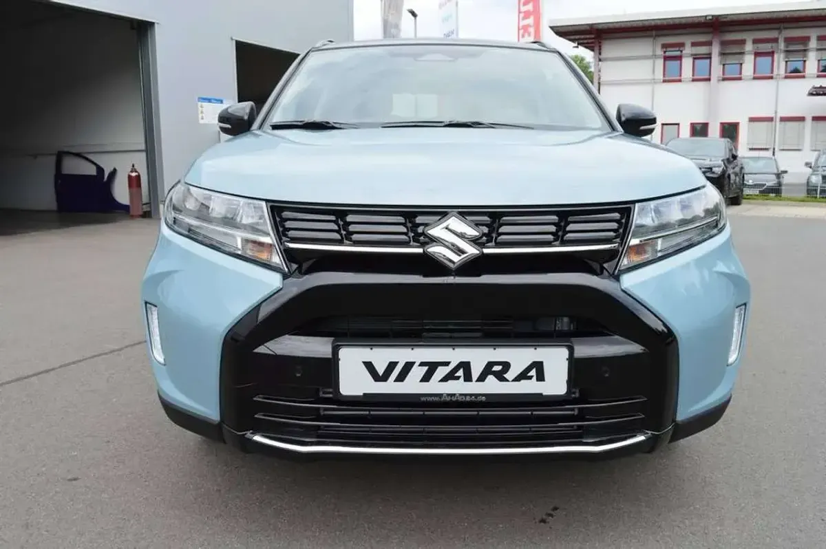 Neu Suzuki Vitara Comfort+ 110 PS (80 kW) 2026 Ice/cosmic black pearl SUV