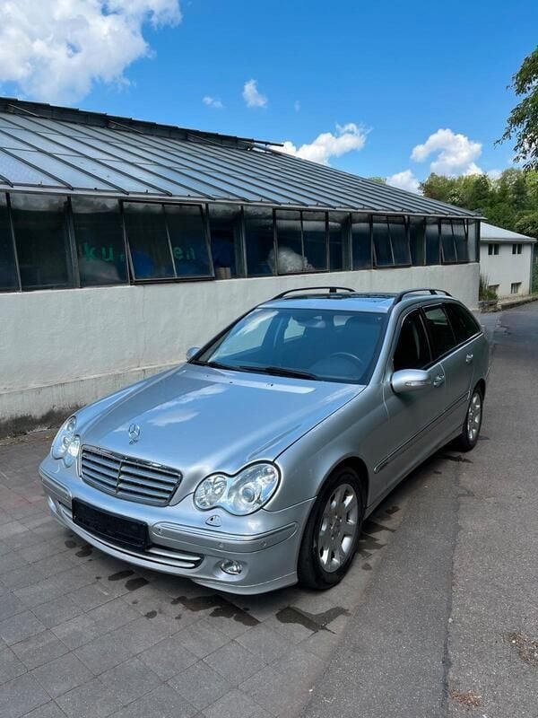 Silber Gebraucht 2004 Mercedes C230 Elegance Kombi | 4.800 € (Etwas zu teuer) - Bild 1/4