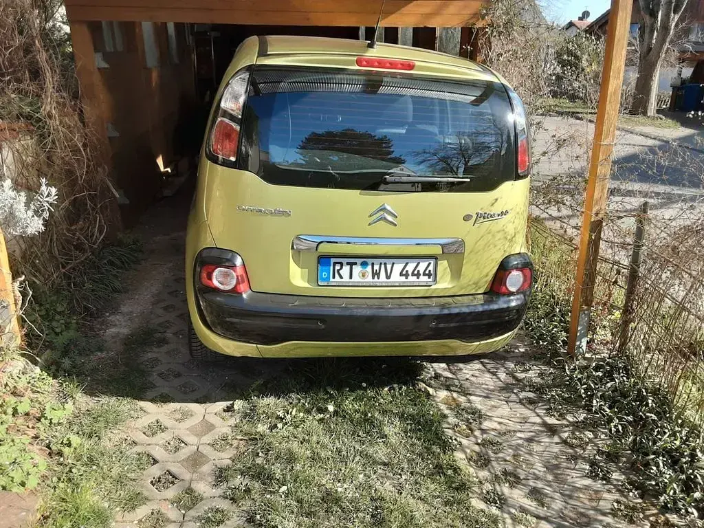 Gebraucht Citroën C3 Picasso Tendance 95 PS (69 kW) 2010 Grün Van / Kleinbus