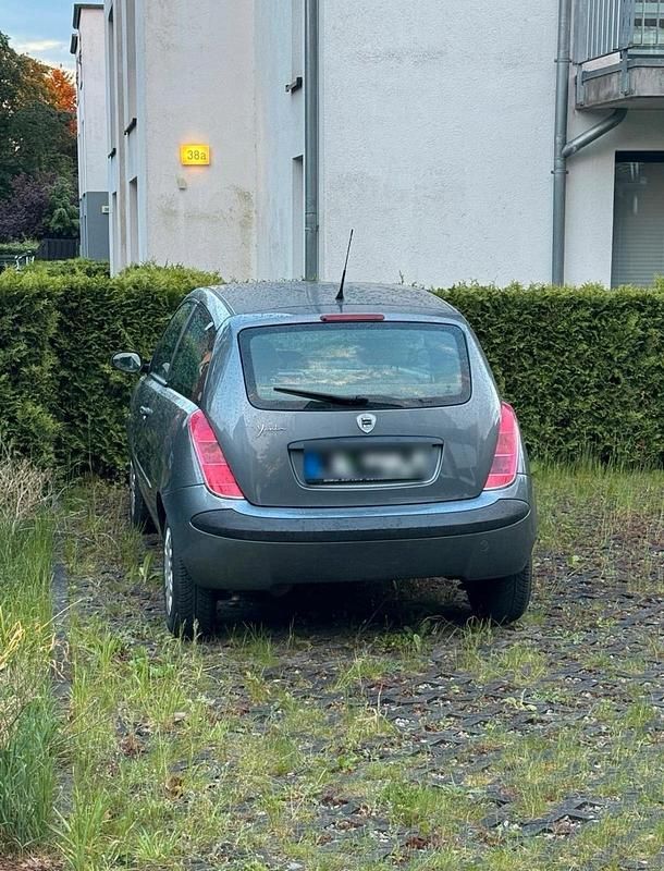 Gebraucht Lancia Ypsilon 96 PS (70 kW) 2005 Grau Kleinwagen