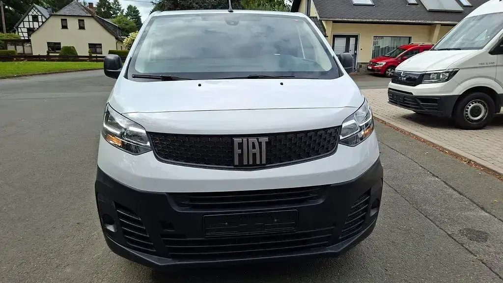 Gebraucht Fiat Scudo 102 PS (75 kW) 2023 Weiß Van