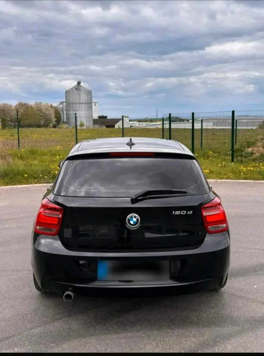 Gebraucht BMW 120 184 PS (135 kW) 2014 Schwarz Kleinwagen