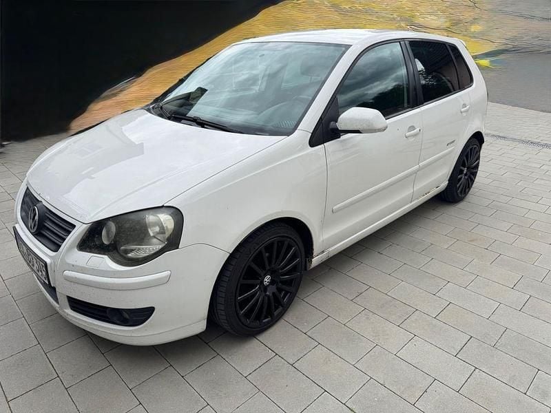 Weiß Gebraucht 2009 VW Polo GT Limousine | 3.700 € (Fairer Preis) - Bild 1/4
