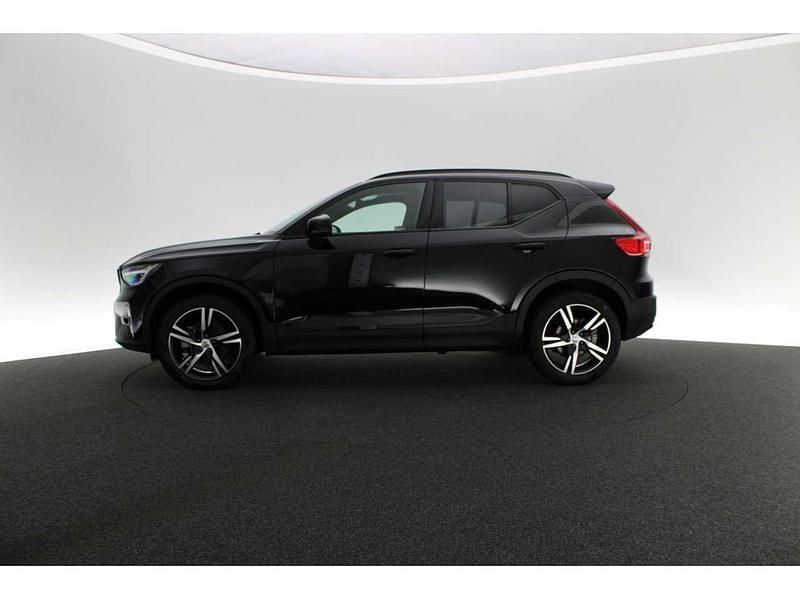 Gebraucht Volvo XC40 Plus 163 PS (119 kW) 2025 Schwarz SUV