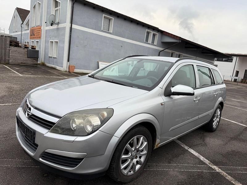 Gebraucht Opel Astra Edition 105 PS (77 kW) 2005 Silber Kombi
