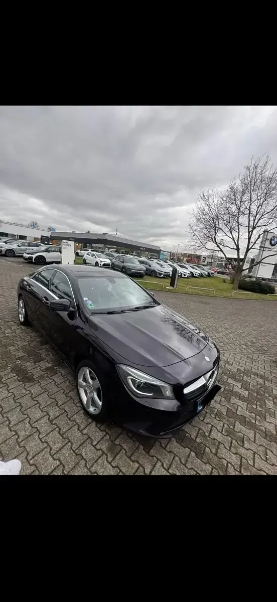 Gebraucht Mercedes CLA180 Urban 122 PS (89 kW) 2014 Violet Coupé