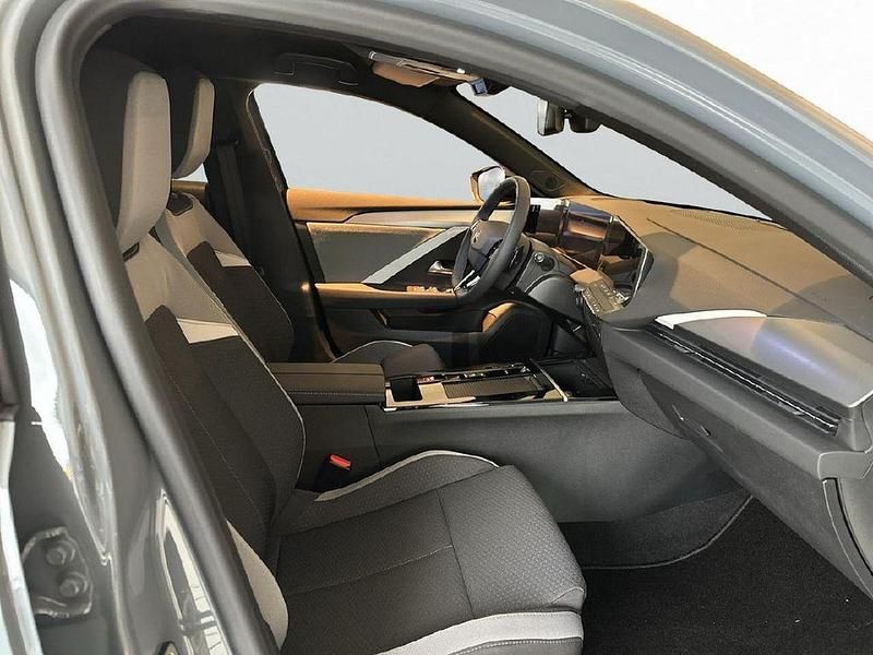 Neu Opel Astra Edition 131 PS (96 kW) 2025 Grafik grau Kombi