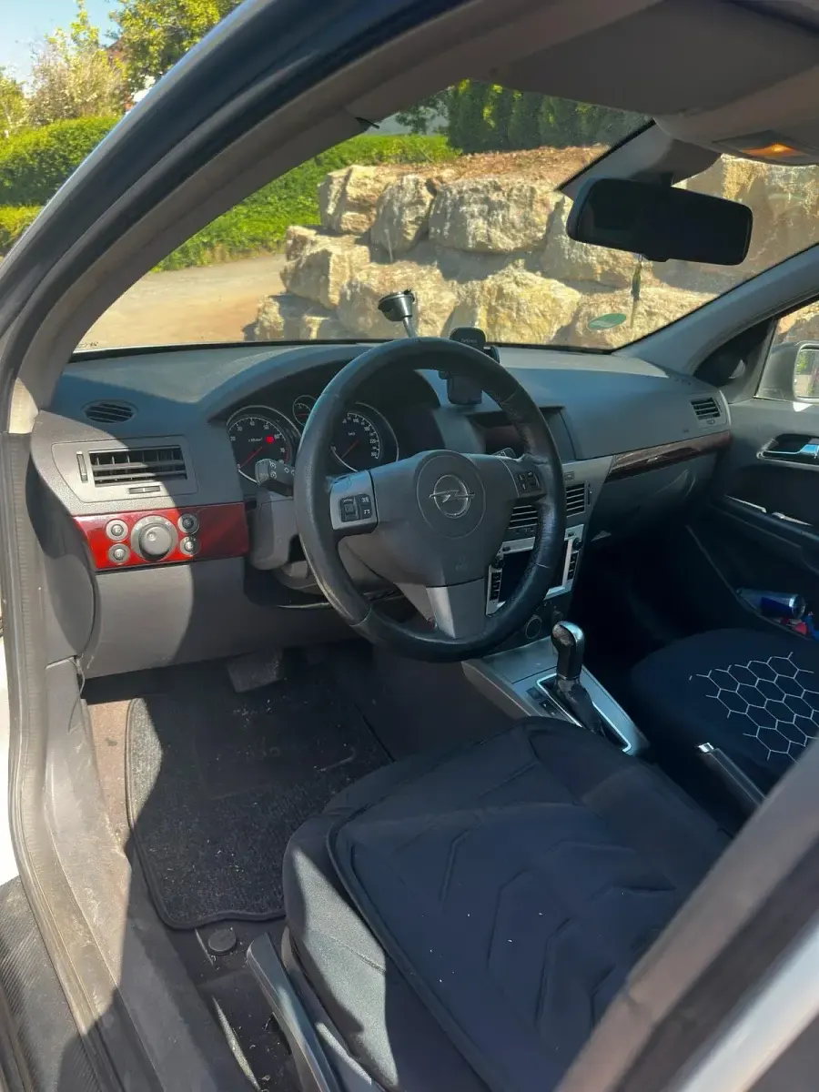 Gebraucht Opel Astra 100 PS (73 kW) 2005 Grau Limousine