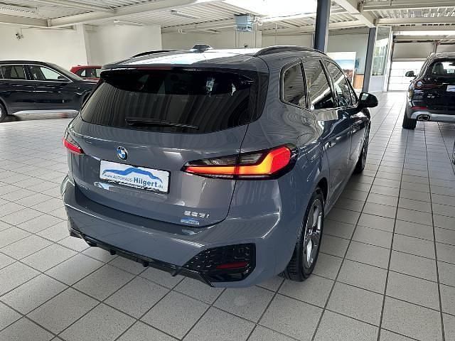Gebraucht BMW 223 Active Tourer M Sport 218 PS (160 kW) 2024 Grau Van / Kleinbus