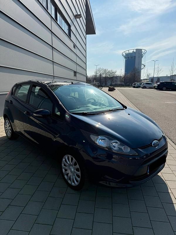 Gebraucht Ford Fiesta 60 PS (44 kW) 2009 Blau Kleinwagen