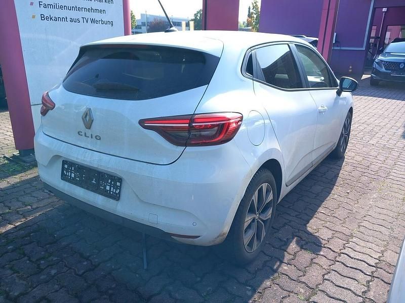 Gebraucht Renault Clio V Evolution 91 PS (66 kW) 2022 Gletscherweiß