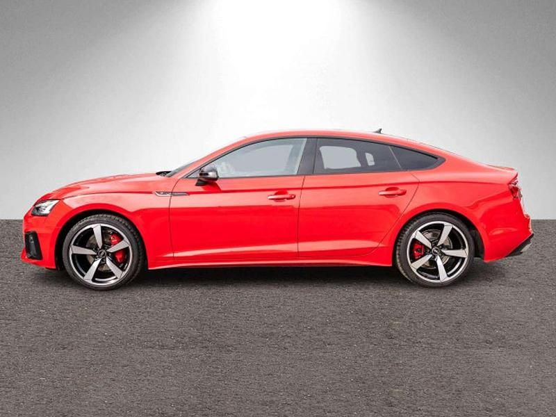 Gebraucht Audi A5 S-Line 204 PS (150 kW) 2022 Tangorot metallic Coupé