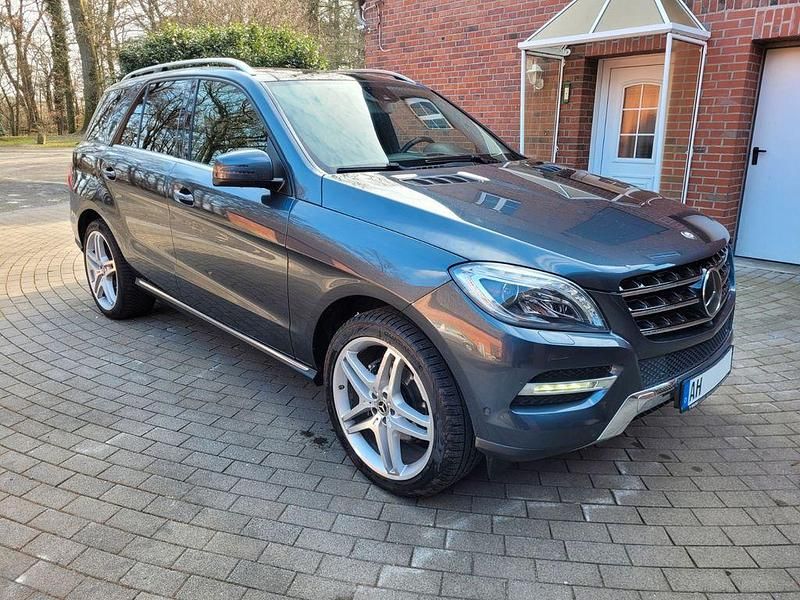 Gebraucht Mercedes ML350 AMG 258 PS (189 kW) 2014 Grau SUV