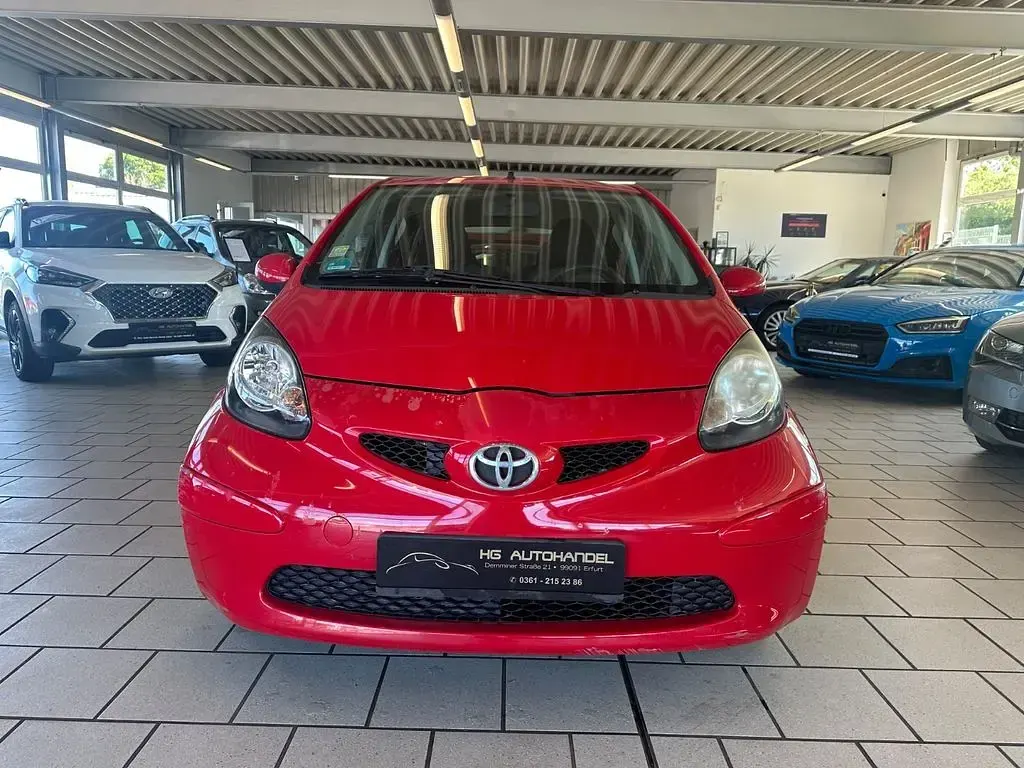Gebraucht Toyota Aygo Cool 68 PS (50 kW) 2008 Rot Kleinwagen