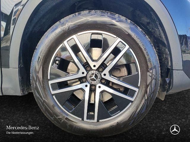 Second-hand Mercedes GLA250 Progressive 224 CP (164 kW) 2023 Negru SUV