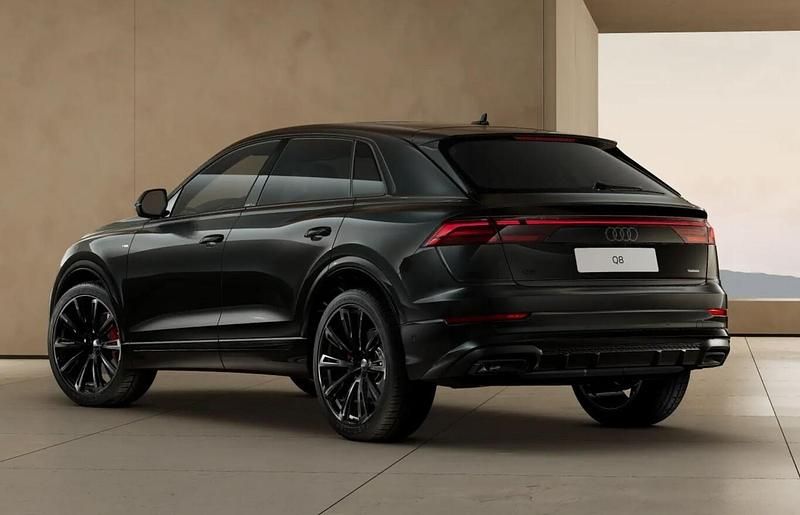 Neu Audi Q8 S-Line 286 PS (210 kW) 2025 Mythosschwarz metallic SUV