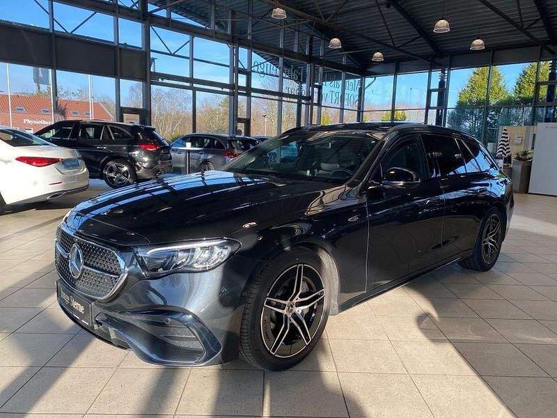 Grau Gebraucht 2025 Mercedes E300 AMG Limousine | 54.490 € (Guter Preis) - Bild 1/3