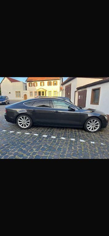 Gebraucht Audi A7 Sportback 245 PS (180 kW) 2014 Schwarz Kleinwagen