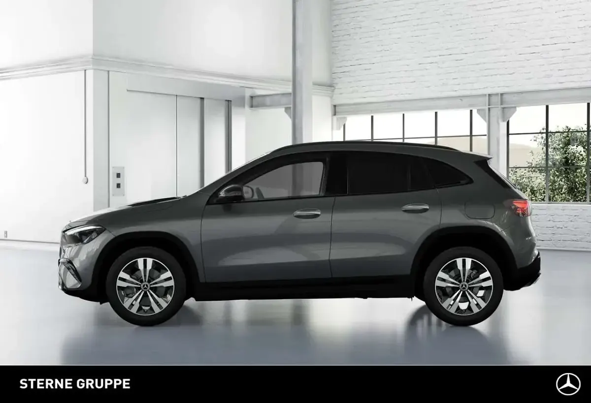 Gebraucht Mercedes GLA200 Progressive 150 PS (110 kW) 2026 Lack mountaingrau SUV