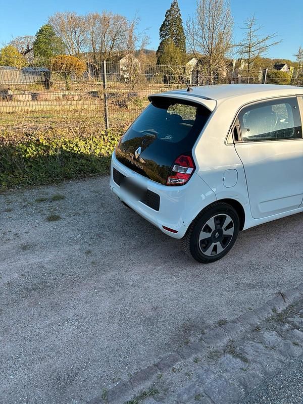 Gebraucht Renault Twingo 70 PS (51 kW) 2015 Weiß Kleinwagen