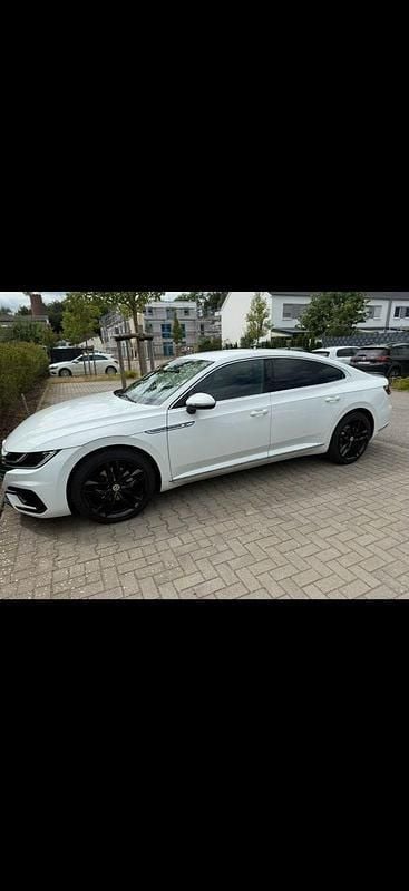 Weiß Gebraucht 2018 VW Arteon R-line Coupé | 17.499 € (Fairer Preis) - Bild 1/4