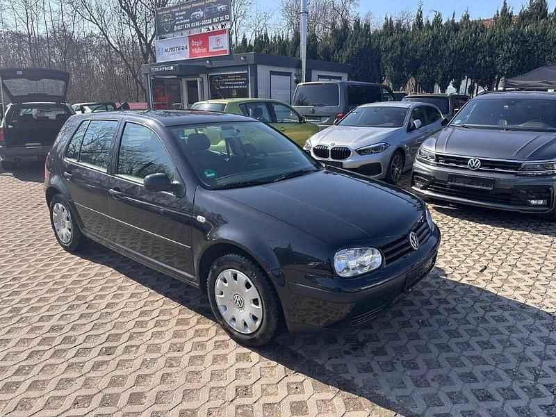 Gebraucht VW Golf IV 75 PS (55 kW) 2001 Schwarz Limousine