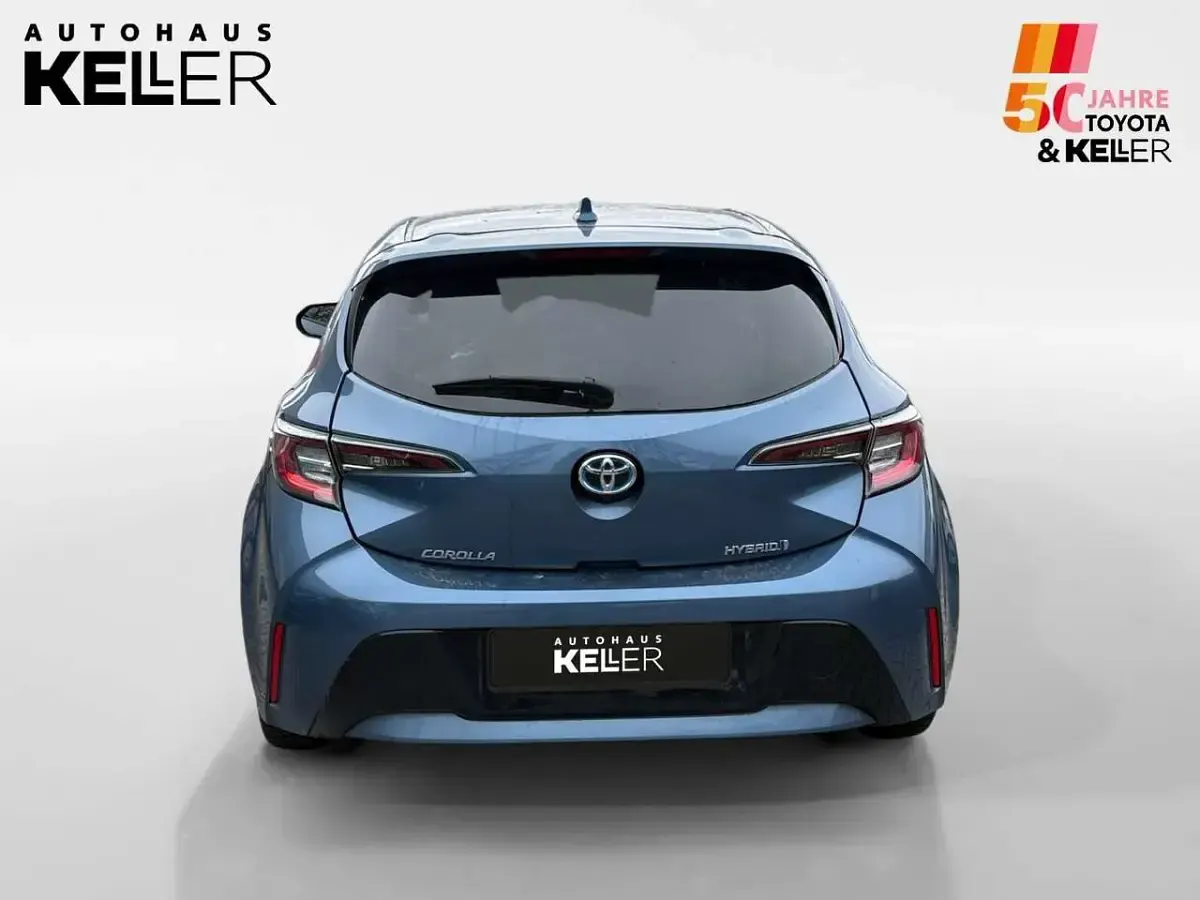Gebraucht Toyota Corolla 184 PS (135 kW) 2021 Blue metallic Limousine