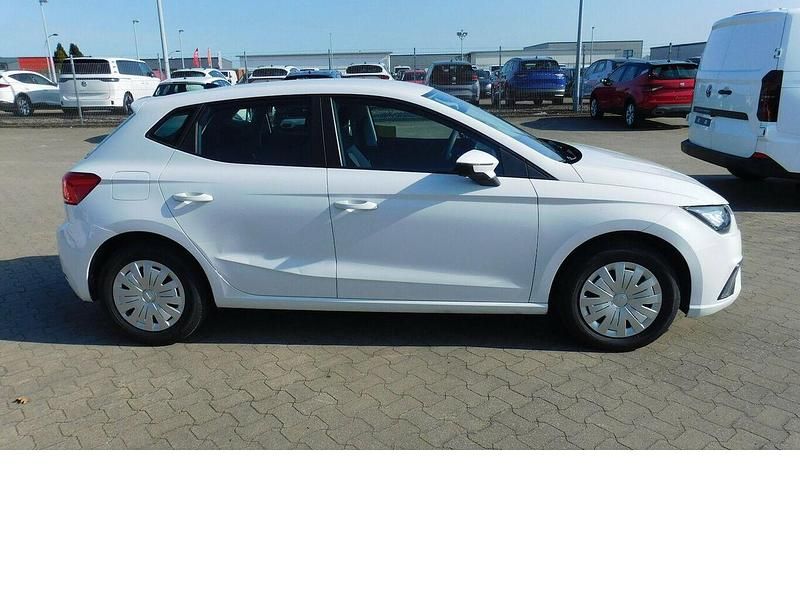 Gebraucht Seat Ibiza Reference 80 PS (58 kW) 2022 Candyweiss b9aweiß Kleinwagen