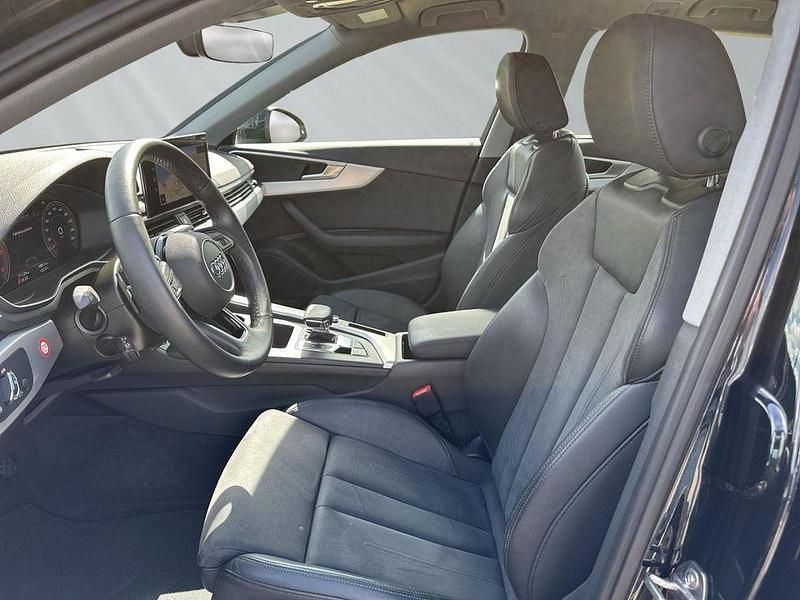 Gebraucht Audi A4 Advanced Plus 204 PS (150 kW) 2023 Mythosschwarz metallic Kombi