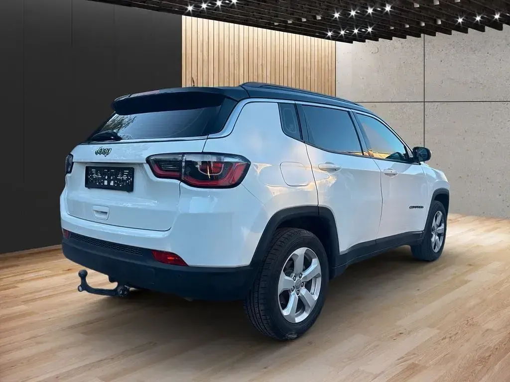 Usado Jeep Compass Longitude 120 CV (88 kW) 2019 Blanco SUV
