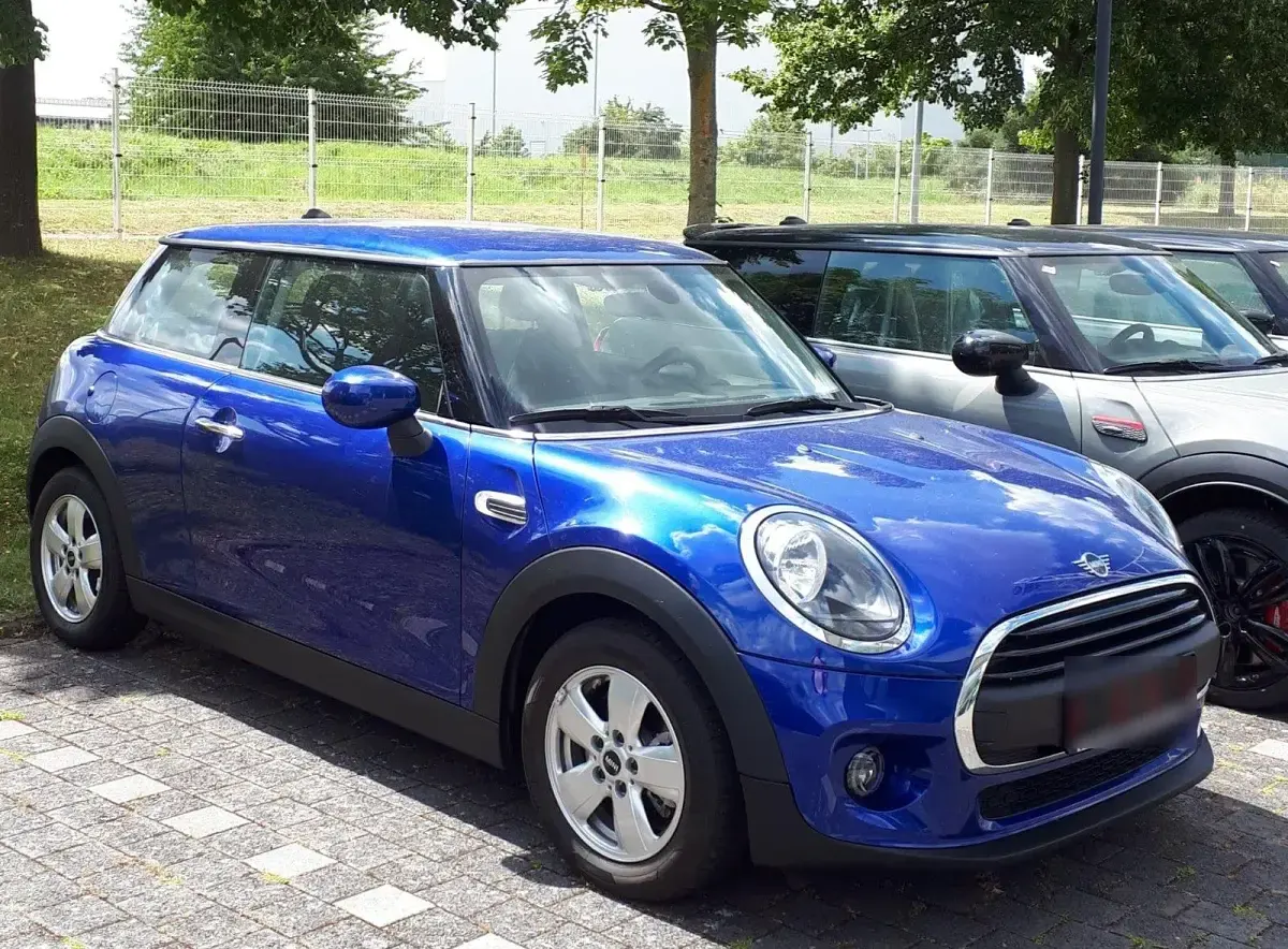 Usata Mini ONE 102 CV (75 kW) 2020 Blu Utilitaria