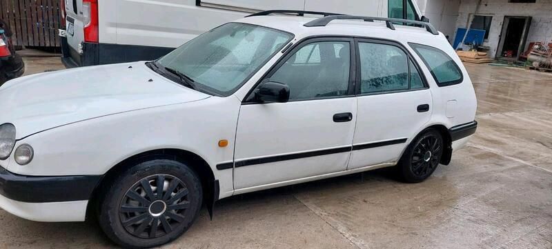 Blau Gebraucht 1999 Toyota Corolla Kleinwagen | 1.800 € - Bild 1/3