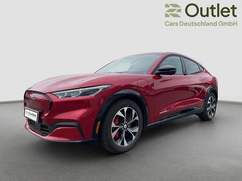 Rot Gebraucht 2021 Ford Mustang Mach-E SUV | 36.900 € (Fairer Preis) - Bild 1/4