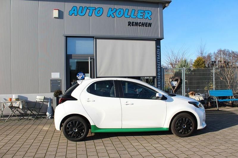 Gebraucht Toyota Yaris Comfort 72 PS (52 kW) 2022 Weiß Limousine