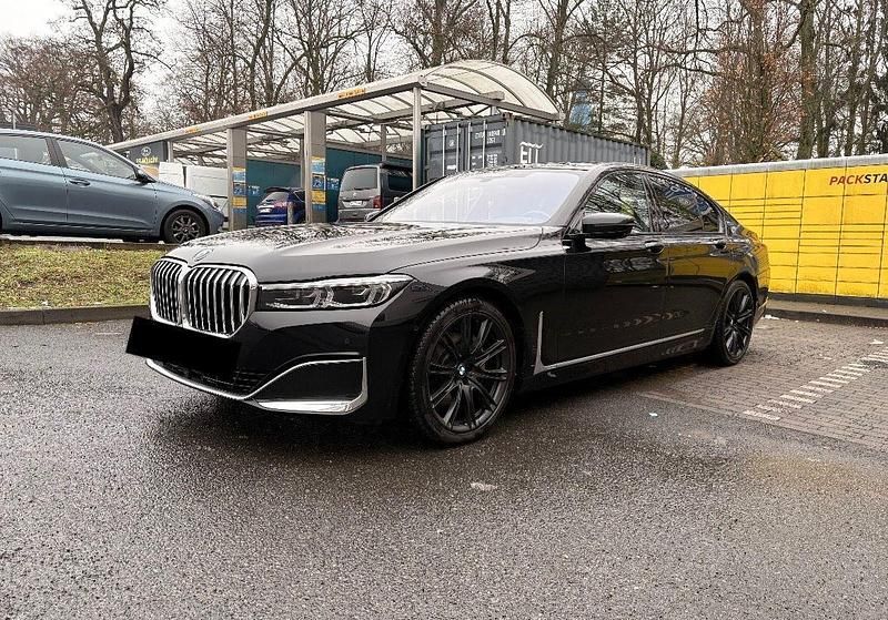 Gebraucht BMW 730 Shadowline 265 PS (194 kW) 2019 Schwarz Limousine
